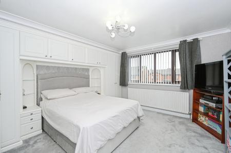 4 bedroom Detached house for sale in Springfield Park, Haydock, WA11