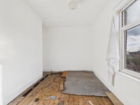 2 bedroom Terraced House for sale in Clipsley Lane, Haydock, WA11