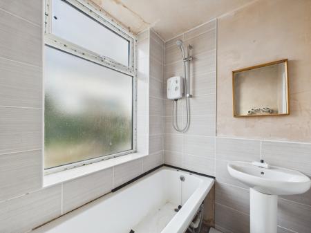 2 bedroom Terraced House for sale in Cooper Lane, Haydock, WA11