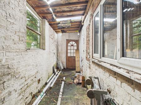 2 bedroom Terraced House for sale in Clipsley Lane, Haydock, WA11