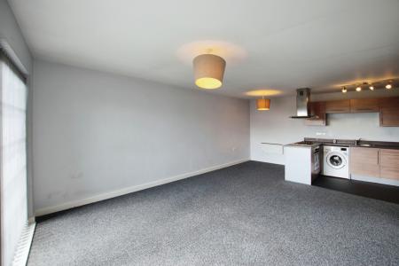 2 bedroom Apartment to let in Hall Street, St Helens, WA10