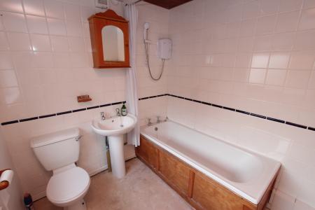 2 bedroom Terraced House to let in Warwick Street, West Park, St Helens, WA10