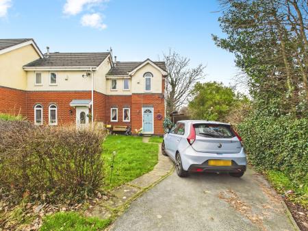 2 bedroom Town house for sale in Branchway, Haydock, WA11