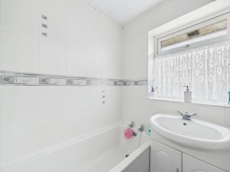 3 bedroom Semi-detached house for sale in Rampit Close, Haydock, WA11