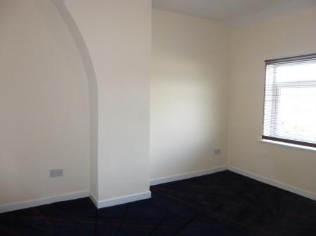 2 bedroom Terraced House to let in Argyle Street, St Helens, WA10