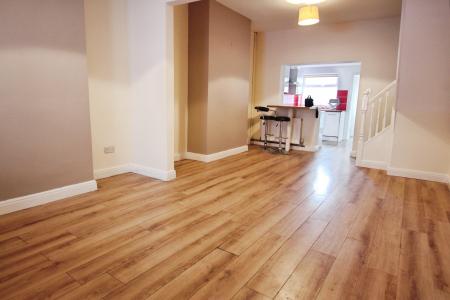 2 bedroom Terraced House to let in Argyle Street, St Helens, WA10