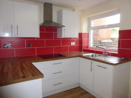 2 bedroom Terraced House to let in Argyle Street, St Helens, WA10