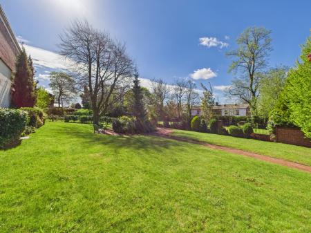 2 bedroom Flat for sale in St Thomas Close, Windle, St Helens, WA10