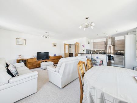 2 bedroom Flat for sale in St Thomas Close, Windle, St Helens, WA10