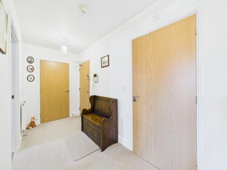 2 bedroom Flat for sale in St Thomas Close, Windle, St Helens, WA10