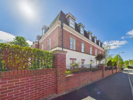 2 bedroom Flat for sale in St Thomas Close, Windle, St Helens, WA10