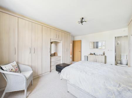 2 bedroom Flat for sale in St Thomas Close, Windle, St Helens, WA10