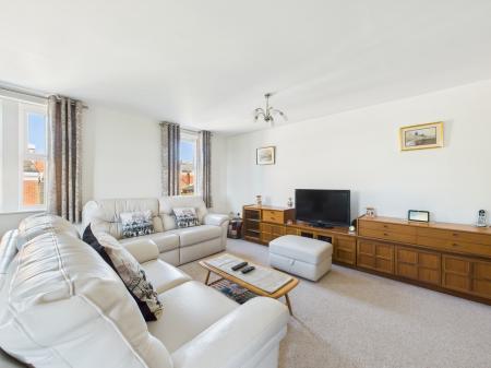 2 bedroom Flat for sale in St Thomas Close, Windle, St Helens, WA10