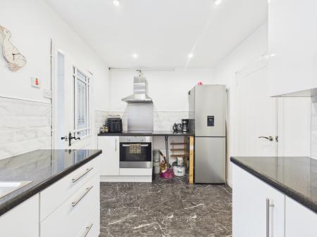 2 bedroom Terraced House for sale in Chamberlain Street, West Park, St Helens, WA10