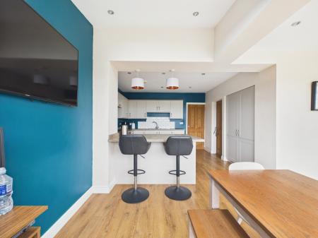 4 bedroom Semi-detached house for sale in Higher Lane, Crank, St Helens, WA11