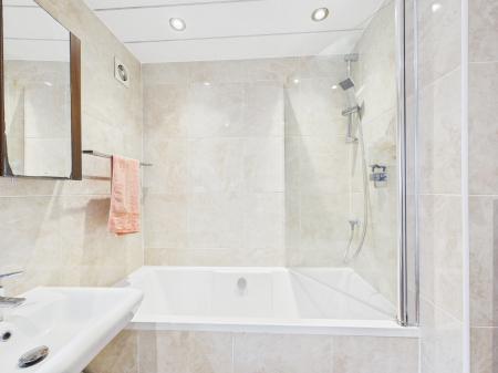 4 bedroom Semi-detached house for sale in Higher Lane, Crank, St Helens, WA11