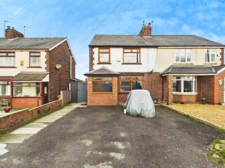 4 bedroom Semi-detached house for sale in Higher Lane, Crank, St Helens, WA11