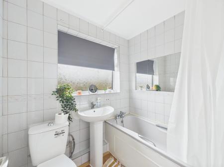 3 bedroom Semi-detached house for sale in Meadowcroft, Sutton, St Helens, WA9