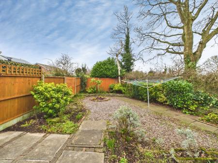 3 bedroom Semi-detached house for sale in Meadowcroft, Sutton, St Helens, WA9