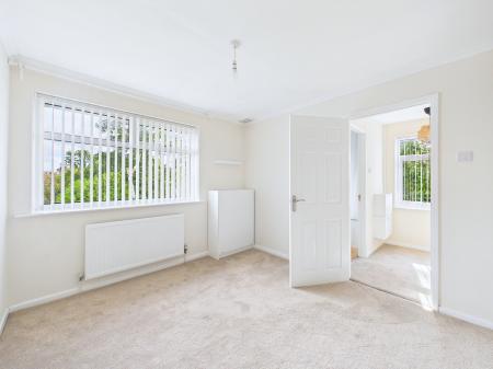 3 bedroom Semi-detached house for sale in Meadowcroft, Sutton, St Helens, WA9