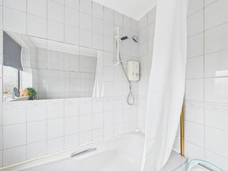 3 bedroom Semi-detached house for sale in Meadowcroft, Sutton, St Helens, WA9