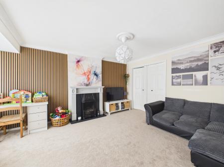 3 bedroom Semi-detached house for sale in Meadowcroft, Sutton, St Helens, WA9