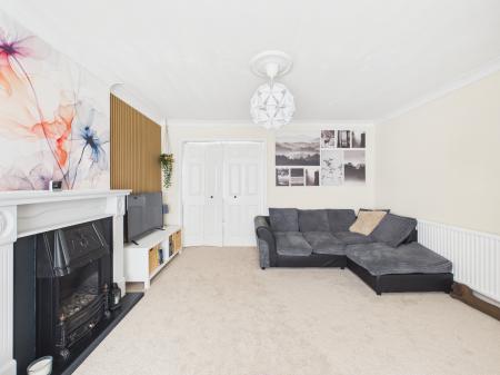 3 bedroom Semi-detached house for sale in Meadowcroft, Sutton, St Helens, WA9