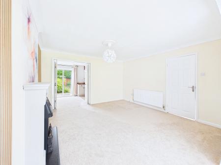 3 bedroom Semi-detached house for sale in Meadowcroft, Sutton, St Helens, WA9