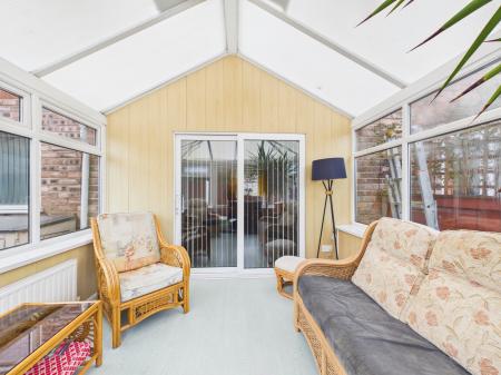 2 bedroom Semi-detached house for sale in Clipsley Lane, Haydock, WA11