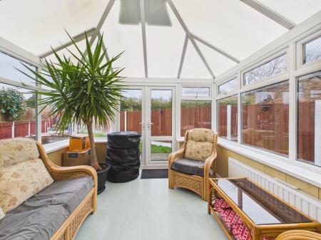 2 bedroom Semi-detached house for sale in Clipsley Lane, Haydock, WA11