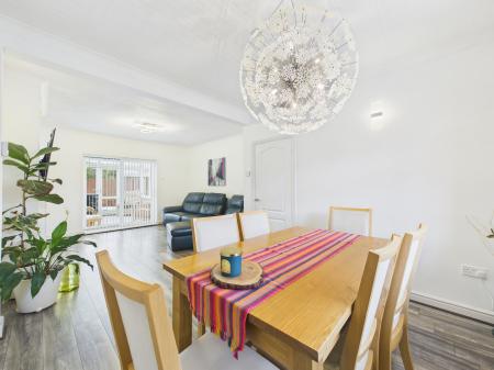 2 bedroom Semi-detached house for sale in Clipsley Lane, Haydock, WA11