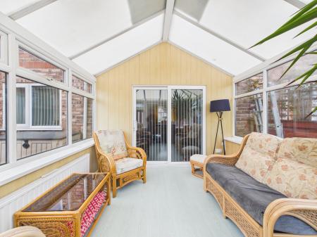 2 bedroom Semi-detached house for sale in Clipsley Lane, Haydock, WA11