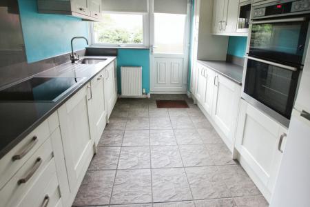 3 bedroom Detached bungalow to let in Regents Road, St Helens, WA10