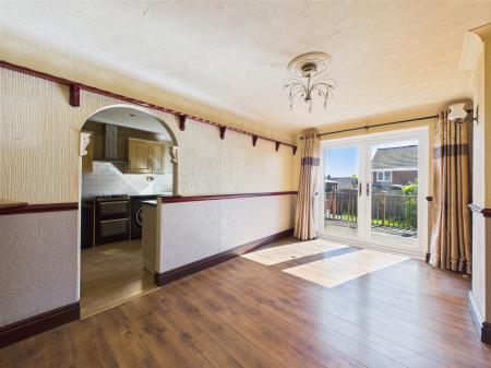 3 bedroom Semi-detached house for sale in Dean Close, Billinge, WN5