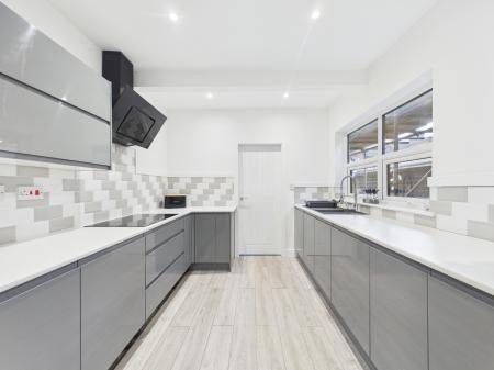 3 bedroom Terraced House for sale in Hardshaw Street, St Helens Central, St Helens, WA10