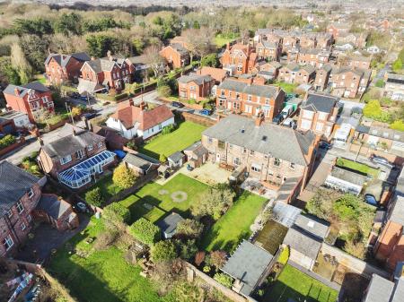 4 bedroom Semi-detached house for sale in Queens Road, West Park, St Helens, WA10