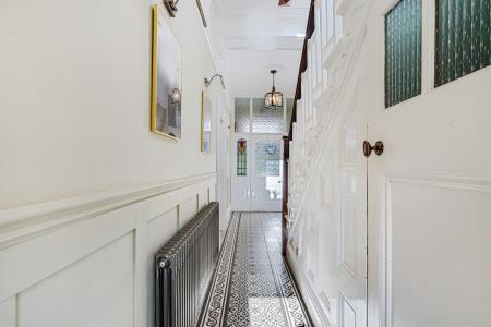 4 bedroom Semi-detached house for sale in Queens Road, West Park, St Helens, WA10