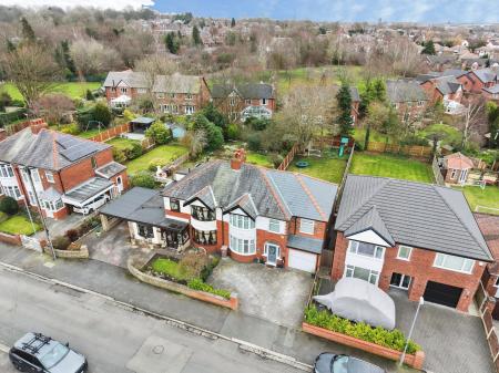 5 bedroom Semi-detached house for sale in Sackville Road, Windle, St Helens, WA10