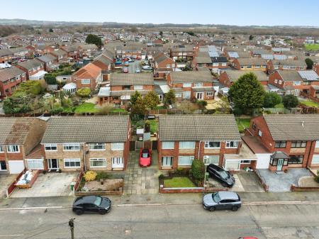 3 bedroom Semi-detached house for sale in Bosworth Road, Laffak, St Helens, WA11