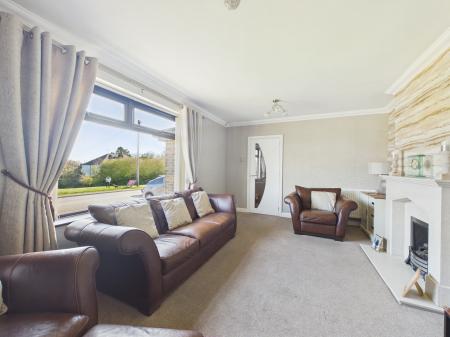 4 bedroom Semi-detached house for sale in Hawes Avenue, Carr Mill, St Helens, WA11