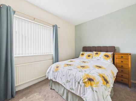 2 bedroom Terraced House for sale in Station Road, Haydock, WA11