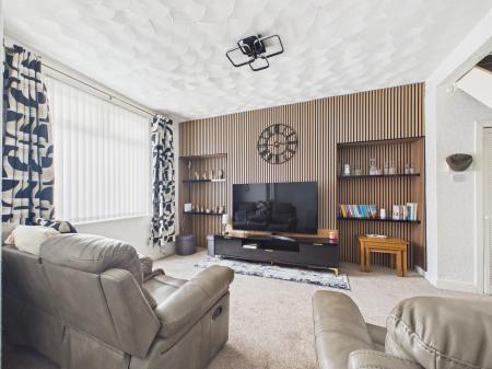 2 bedroom Terraced House for sale in Station Road, Haydock, WA11