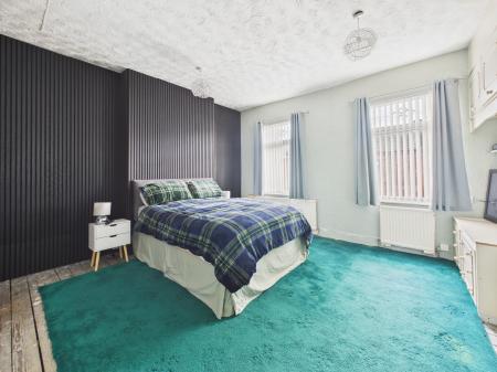 2 bedroom Terraced House for sale in Station Road, Haydock, WA11
