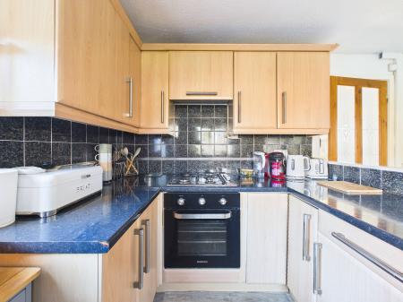 2 bedroom Semi-detached house for sale in Park Street, St Helens, Haydock, WA11