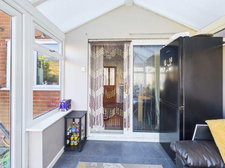 2 bedroom Semi-detached house for sale in Park Street, St Helens, Haydock, WA11