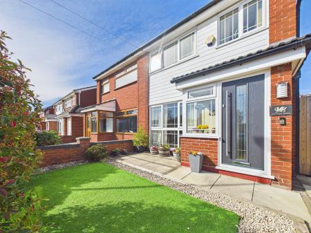 2 bedroom Semi-detached house for sale in Park Street, St Helens, Haydock, WA11