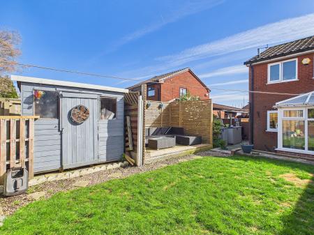 2 bedroom Semi-detached house for sale in Park Street, St Helens, Haydock, WA11