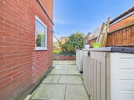 2 bedroom Semi-detached house for sale in Park Street, St Helens, Haydock, WA11