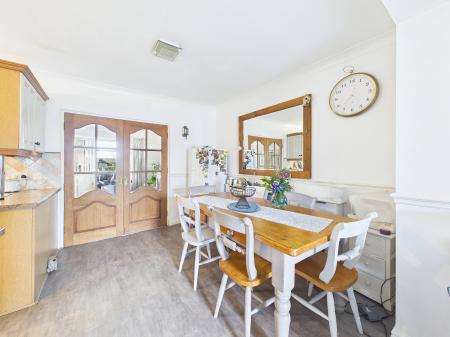 3 bedroom Semi-detached house for sale in Leach Lane, Sutton Leach, St Helens, WA9