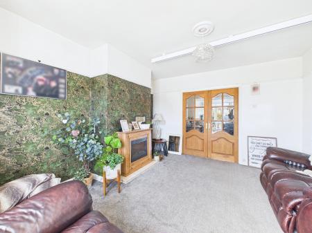 3 bedroom Semi-detached house for sale in Leach Lane, Sutton Leach, St Helens, WA9